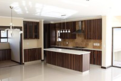 New spacious kitchen